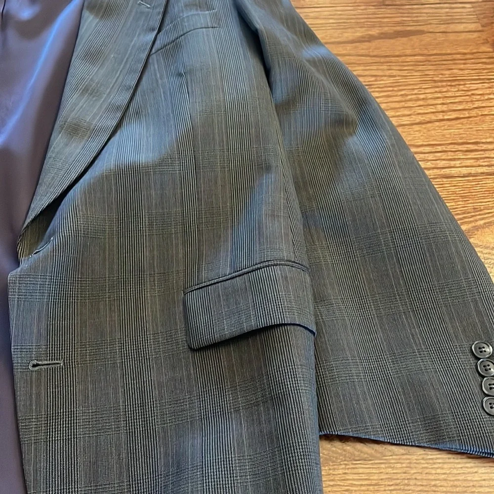 GIANFRANCO RUFFINI  100% wool suit blazer jacket grey quite plaid pattern 42R